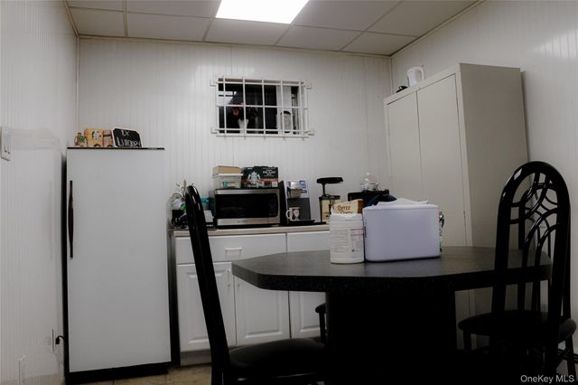 551 Crescent Street, Brooklyn, NY 11208