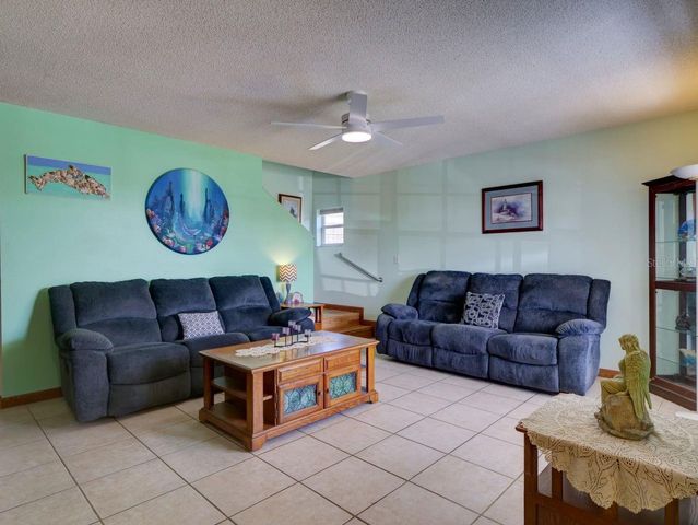 153 ROLLINS DRIVE, Davenport, FL 33837