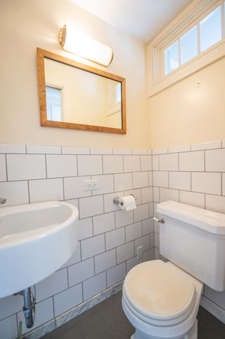 33 West Main Street, Wilmington, VT 05363