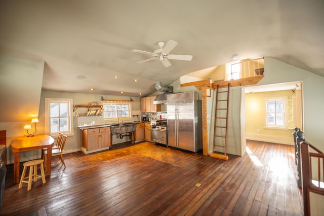 33 West Main Street, Wilmington, VT 05363