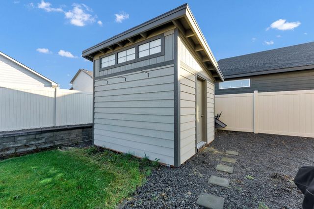 1726 N Caufield Ct, Liberty Lake, WA 99016