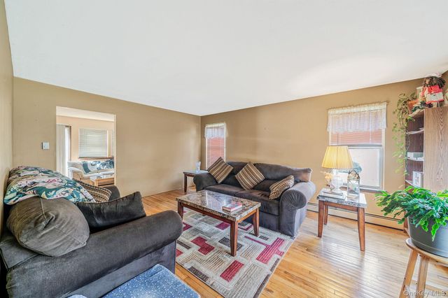 72 W Dennis Lane, Coram, NY 11727