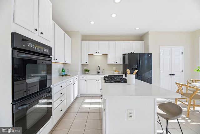867 STONEFIELD SQ NE, Leesburg, VA 20176