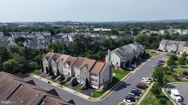 867 STONEFIELD SQ NE, Leesburg, VA 20176