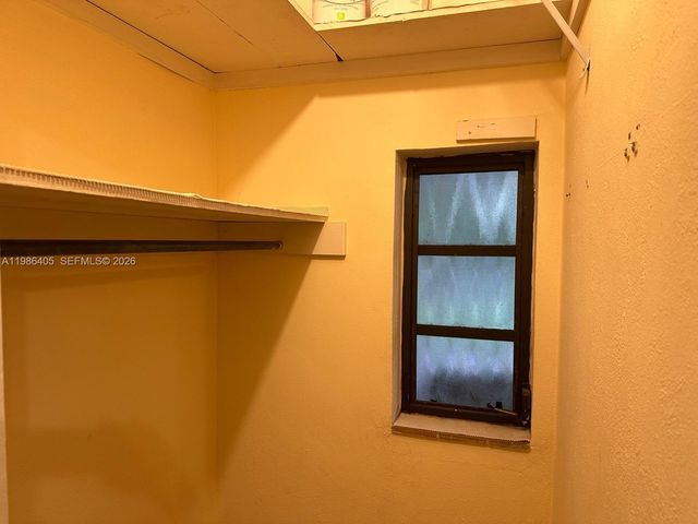 340 Mendoza Ave 2, Miami, FL 33134