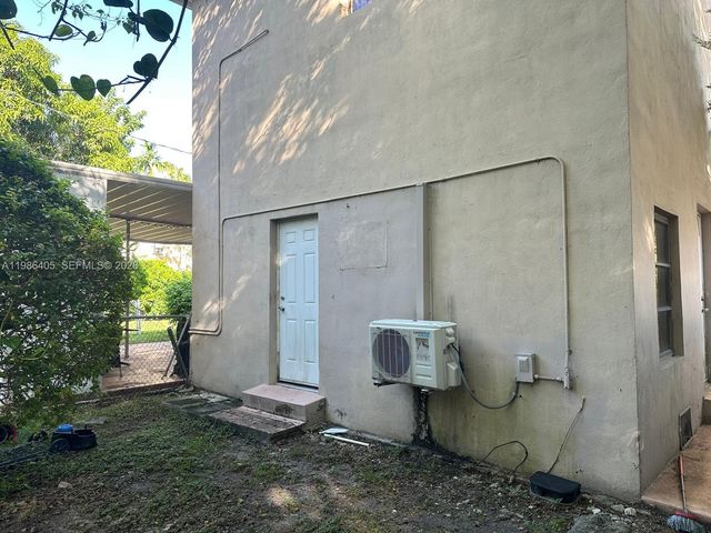 340 Mendoza Ave 2, Miami, FL 33134