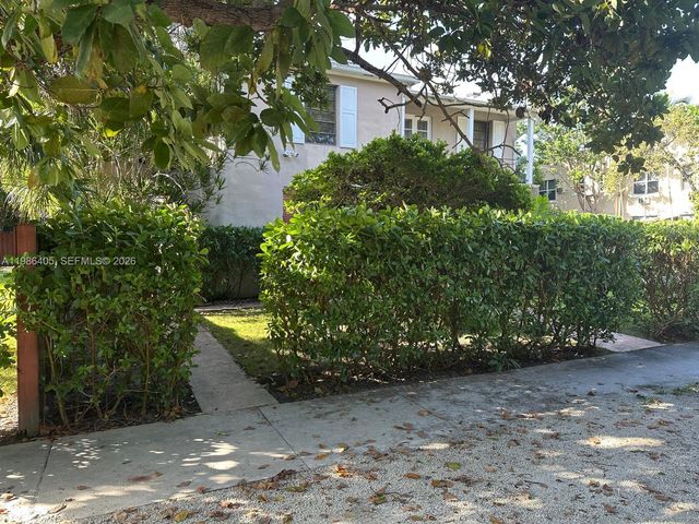 340 Mendoza Ave 2, Miami, FL 33134