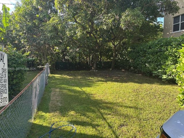 340 Mendoza Ave 2, Miami, FL 33134