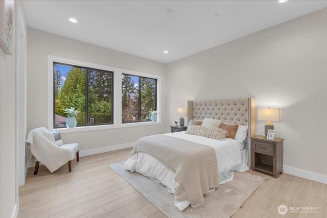 4025 172nd Avenue NE, Redmond, WA 98052