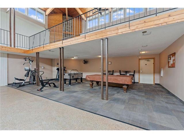 2009 E 122nd Street C8, Burnsville, MN 55337