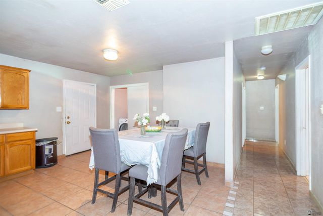 272 S 7 Ave, Yuma, AZ 85364