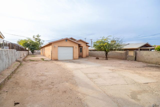 272 S 7 Ave, Yuma, AZ 85364