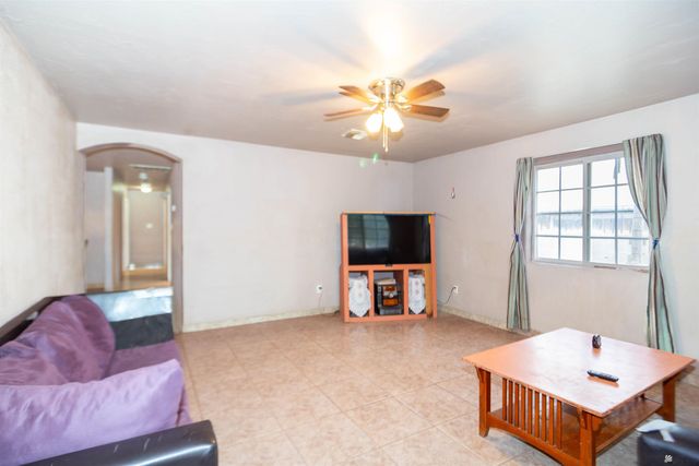 272 S 7 Ave, Yuma, AZ 85364