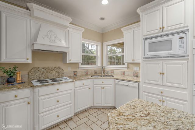 101 Chesterton Court, Bossier City, LA 71111