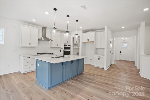 2020 Waxhaw Crossing Road 256, Waxhaw, NC 28173