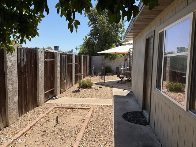 2412 E MARMORA Street, Phoenix, AZ 85032