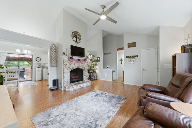 11814 W Jamesburg St, Wichita, KS 67212