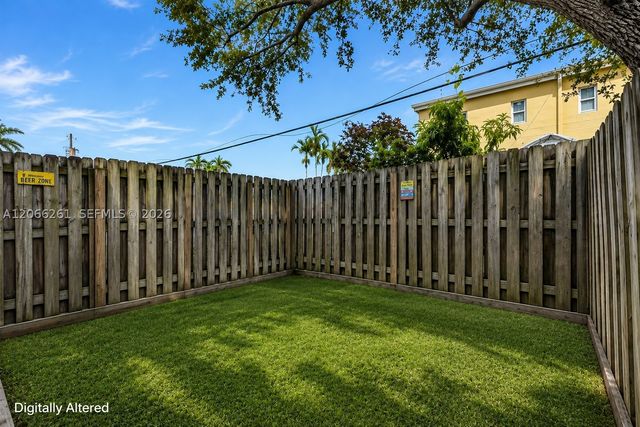 8329 NW 5th Ave 1, Miami, FL 33150