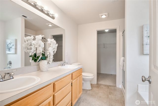 7316 33rd Avenue NE, Lacey, WA 98516