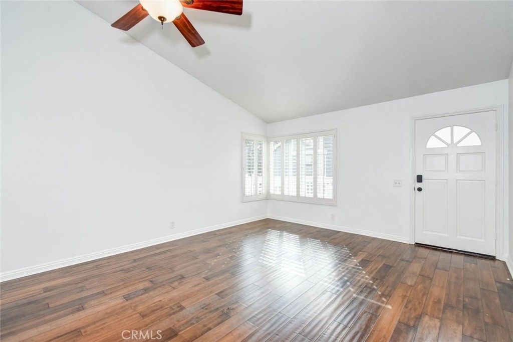 32 Remington, Irvine, CA 92620 — photo 3