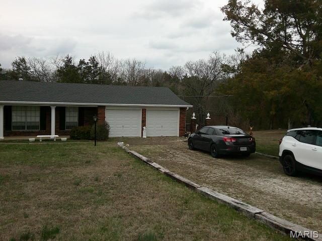 1559 Berry Dairy Road, De Soto, MO 63020