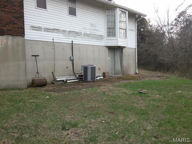 1559 Berry Dairy Road, De Soto, MO 63020