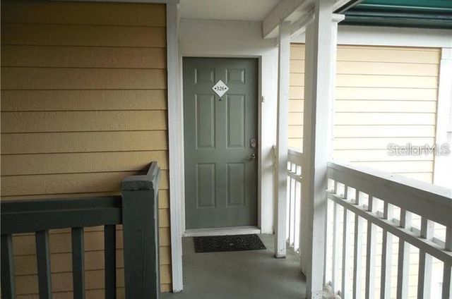 4107 CHATHAM OAK COURT 326, Tampa, FL 33624