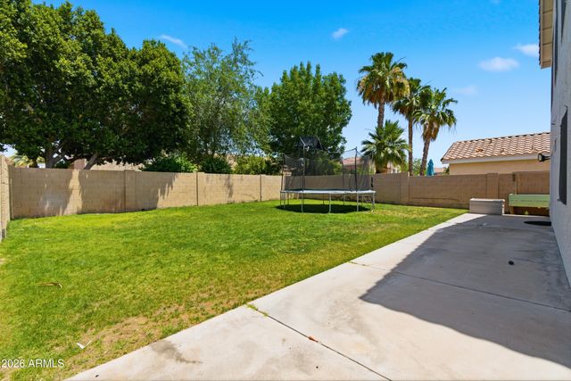 998 W LEAH Lane, Gilbert, AZ 85233