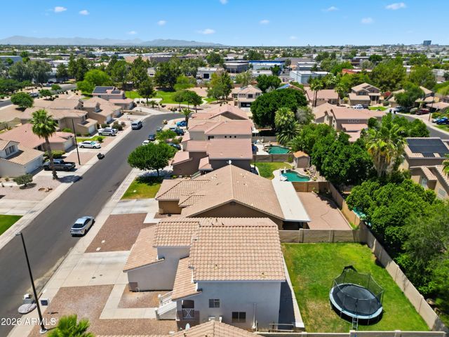 998 W LEAH Lane, Gilbert, AZ 85233