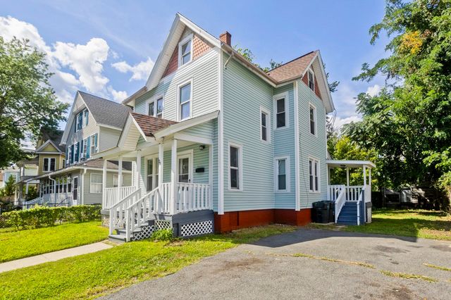 30 Hawthorne St, Springfield, MA 01105