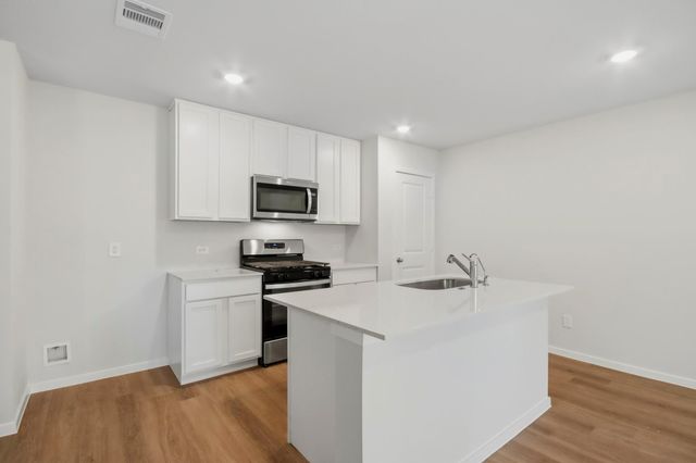 926 Sutherland Falls Street, Conroe, TX 77303