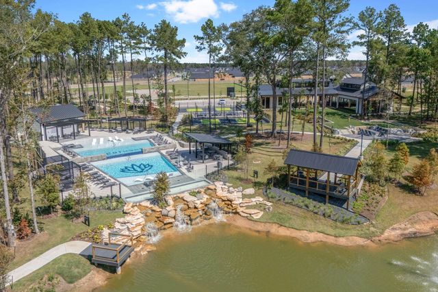 926 Sutherland Falls Street, Conroe, TX 77303