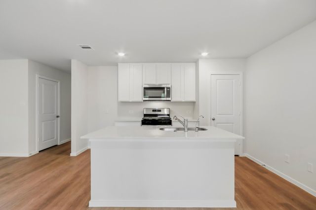 926 Sutherland Falls Street, Conroe, TX 77303