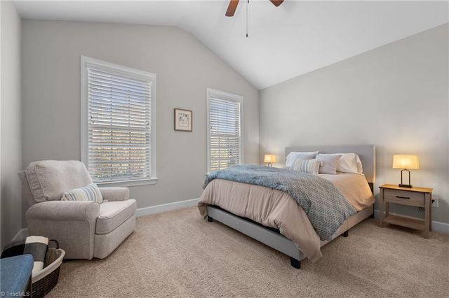 8811 Phillips Farm Road, Kernersville, NC 27284