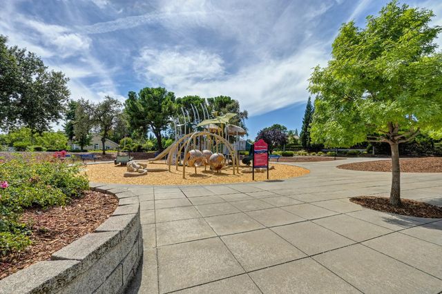 113 Tuscany Ct, Roseville, CA 95661