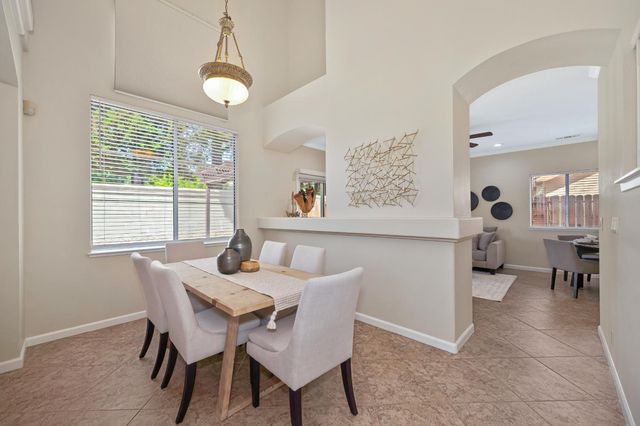 113 Tuscany Ct, Roseville, CA 95661