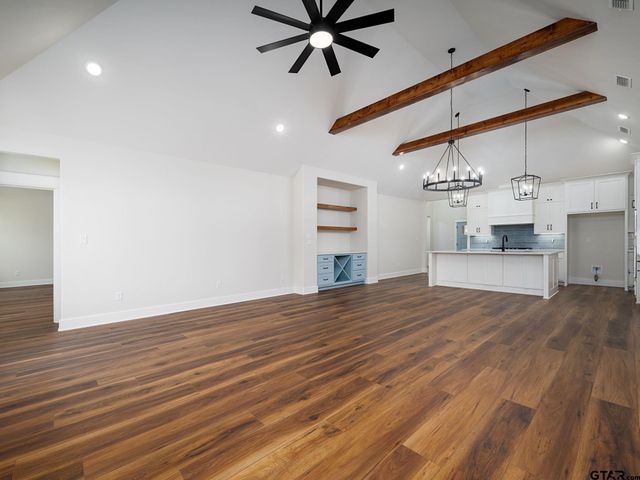 348 Heritage Way, Bullard, TX 75757