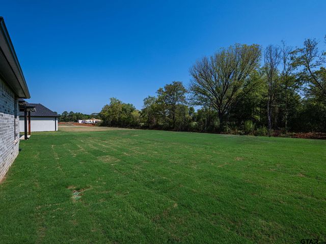 348 Heritage Way, Bullard, TX 75757