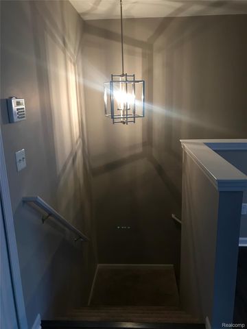 26210 Chesapeake Circle, Commerce Charter Township, MI 48390