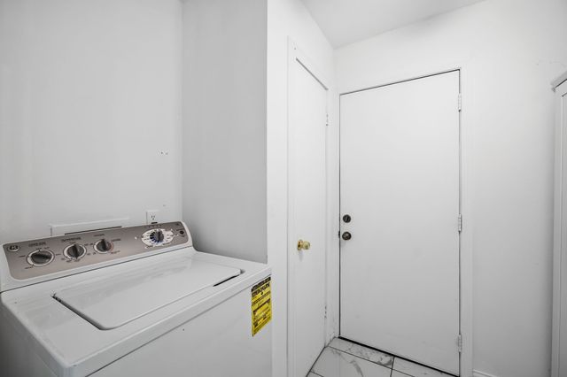 333 Sparks Street, Grand Prairie, TX 75051