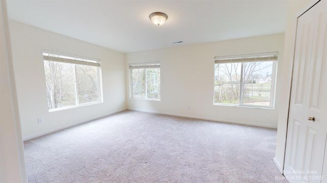 2725 Bristol Rdg Drive, Ann Arbor, MI 48105