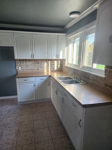 7220 Parker Road, Houston, TX 77016