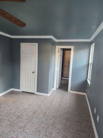 7220 Parker Road, Houston, TX 77016