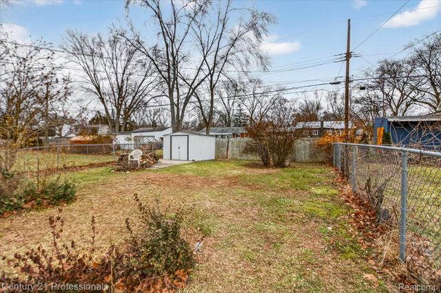 18292 Deering Street, Livonia, MI 48152