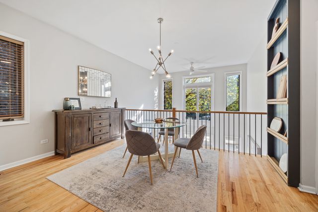 2106 W Erie Street 1E, Chicago, IL 60612