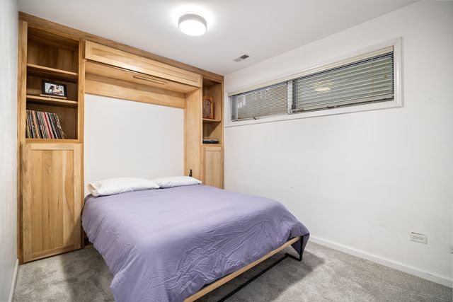 2106 W Erie Street 1E, Chicago, IL 60612