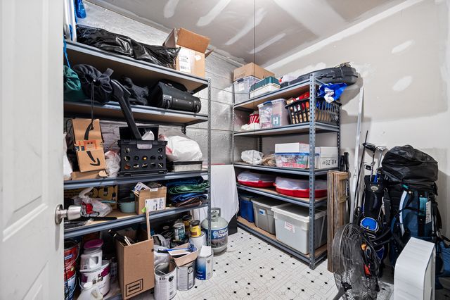 2106 W Erie Street 1E, Chicago, IL 60612