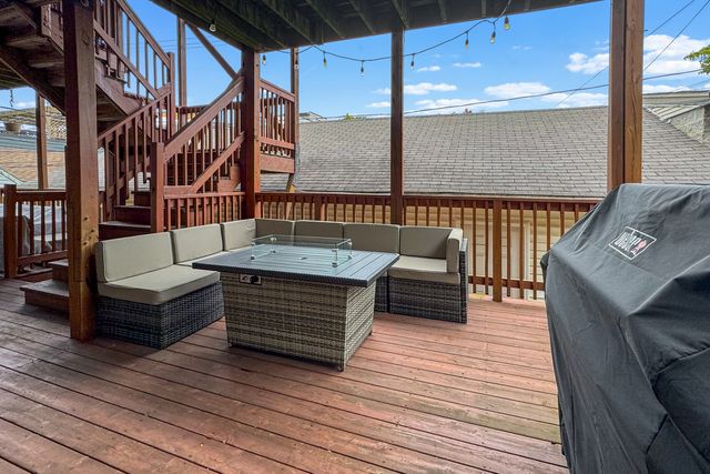 2106 W Erie Street 1E, Chicago, IL 60612