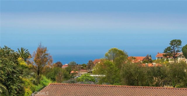 23 Country Meadow Road, Rolling Hills Estates, CA 90274