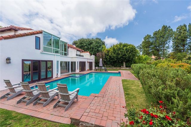 23 Country Meadow Road, Rolling Hills Estates, CA 90274